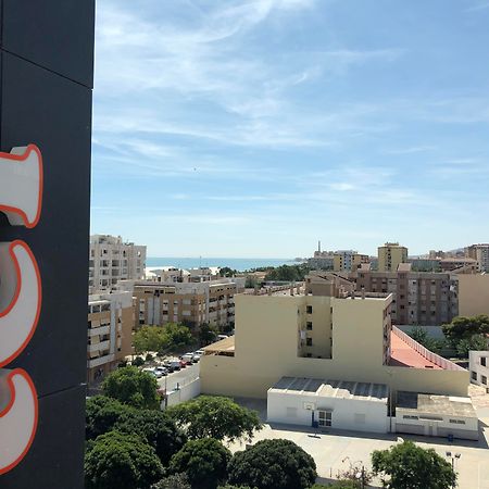 Easyhotel Malaga City Centre Экстерьер фото