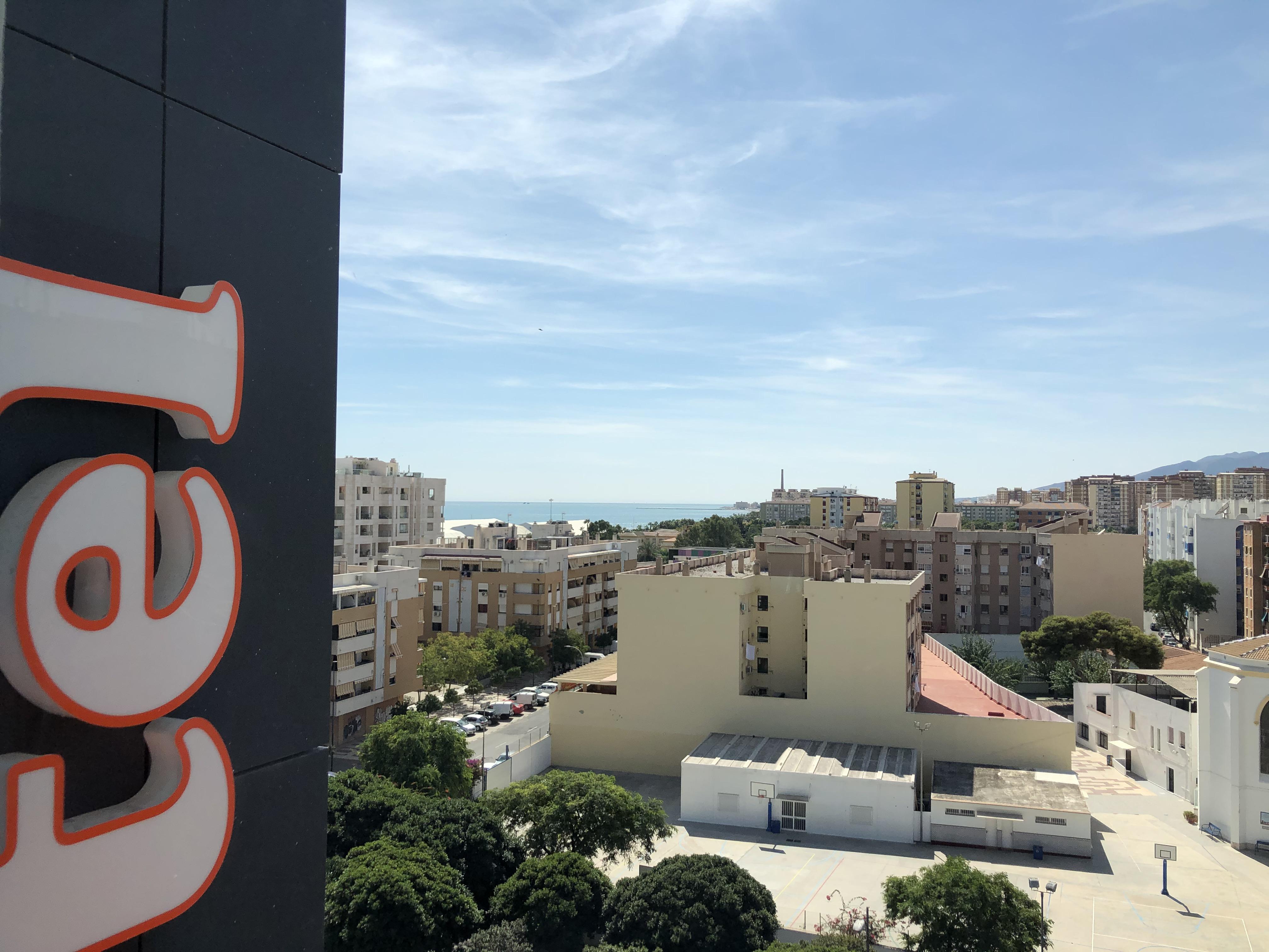 Easyhotel Malaga City Centre Экстерьер фото